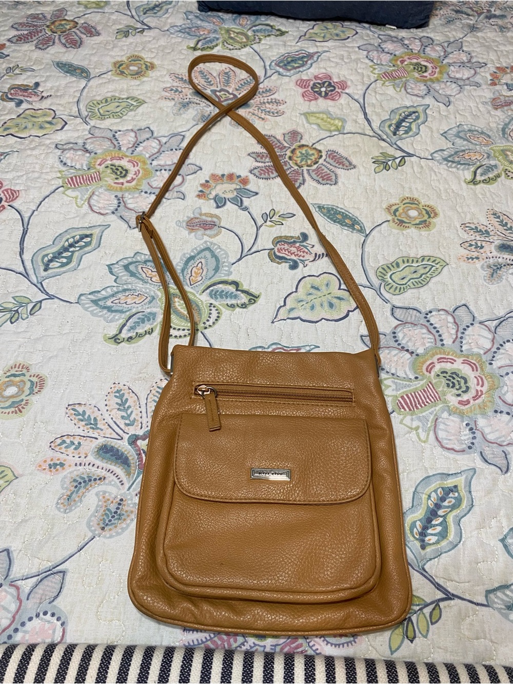 Compact Tan Crossbody Bag with Front Pocket